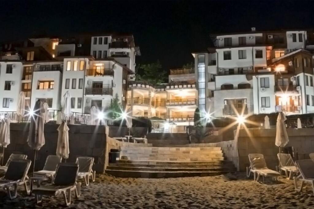 Апартамент Ния, Райска Градина / Garden Of Eden Sveti Vlas Exterior foto