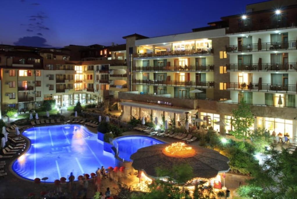 Апартамент Ния, Райска Градина / Garden Of Eden Sveti Vlas Exterior foto