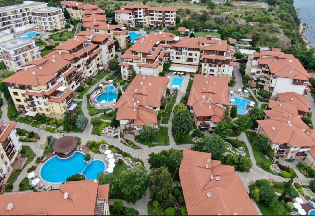 Апартамент Ния, Райска Градина / Garden Of Eden Sveti Vlas Exterior foto