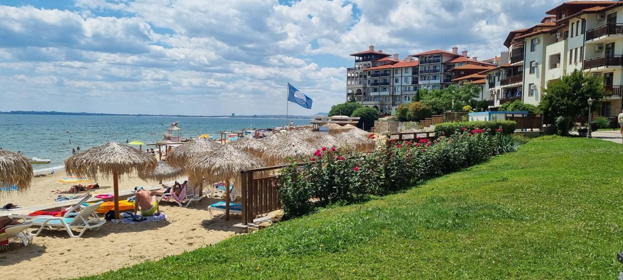 Апартамент Ния, Райска Градина / Garden Of Eden Sveti Vlas Exterior foto