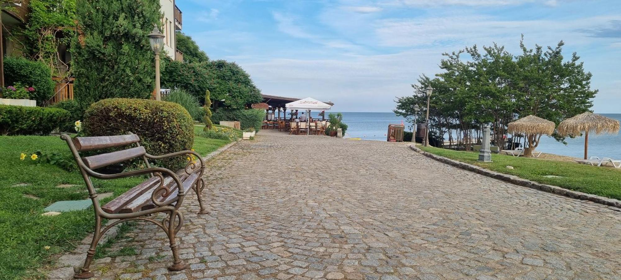 Апартамент Ния, Райска Градина / Garden Of Eden Sveti Vlas Exterior foto